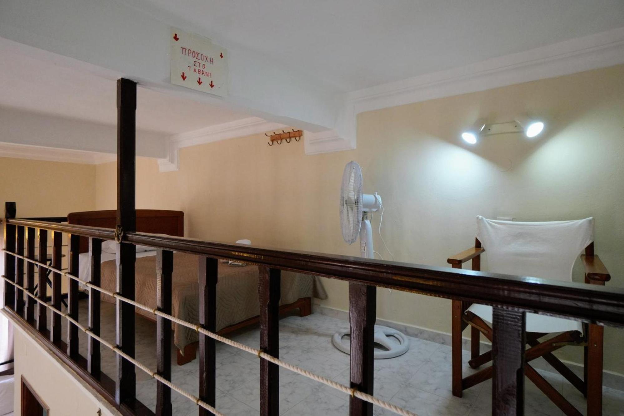 Stone Living Symi Central Apartments Εξωτερικό φωτογραφία